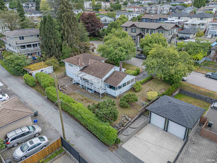 4838 Gilpin Court, Burnaby, BC, V5G 3A3 - 16