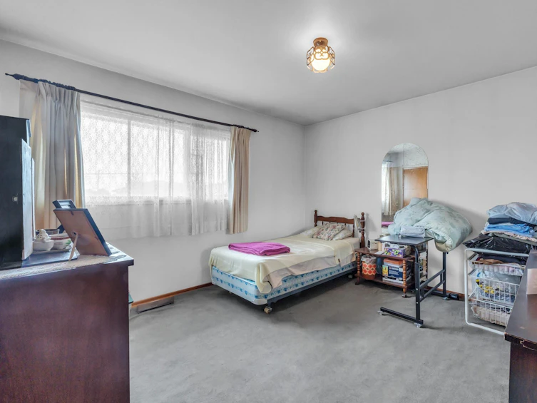4838 Gilpin Court, Burnaby, BC, V5G 3A3 - 24