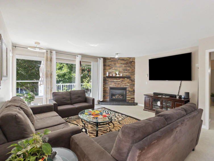 206-16031 82, Surrey, BC, V4N 0N4 - 7