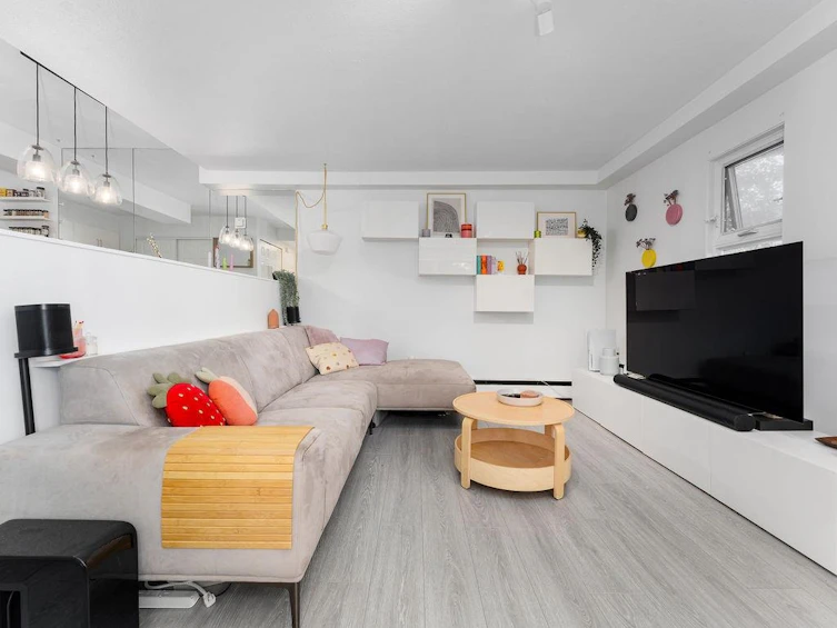 3-870 West 7th Avenue, Vancouver, BC, V5Z 4C1 - 2