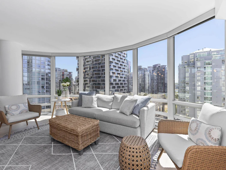 1902-1500 Hornby Street, Vancouver, BC, V6Z 2R1 - 3