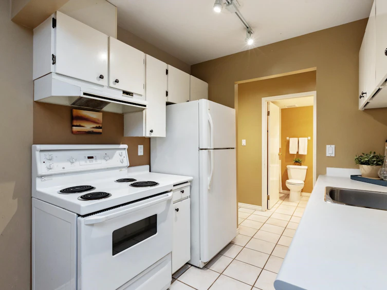 119-13775 74 Avenue, Surrey, BC, V3W 9C5 - 9