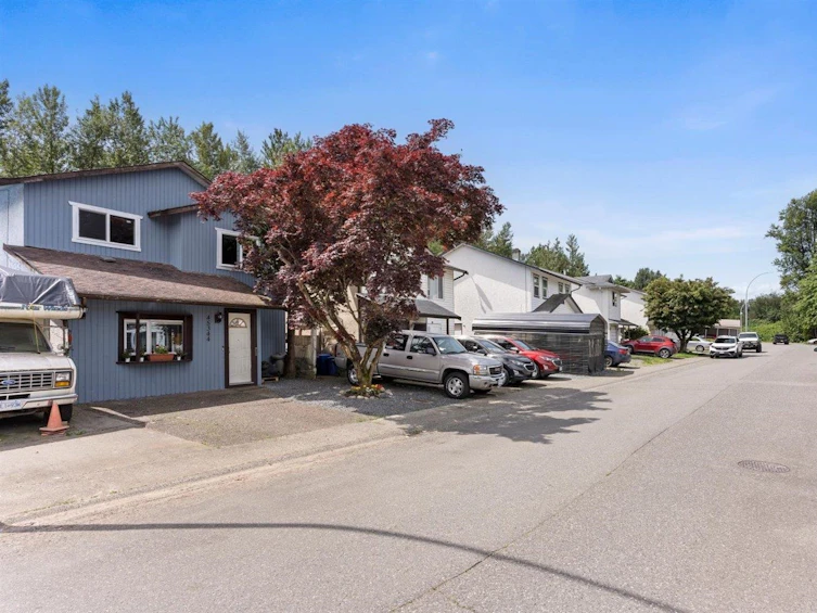 45344 Creekside Drive, Chilliwack, BC, V2P 7K6 - 2