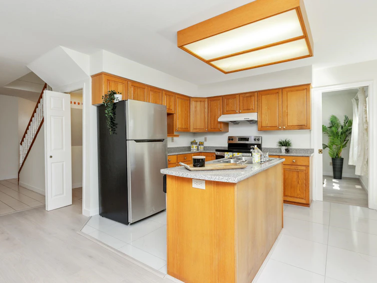 7914 119b Street, Delta, BC, V4C 8B1 - 8