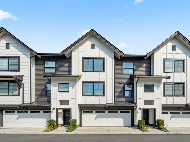71-7967 197, Langley, BC, V2Y 3P1 - 2