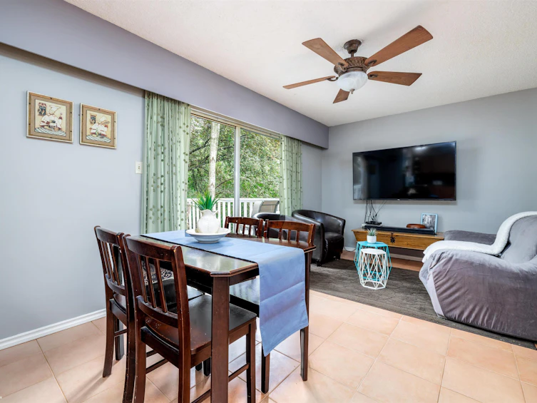 7733 138 Street, Surrey, BC, V3W 6A4 - 6