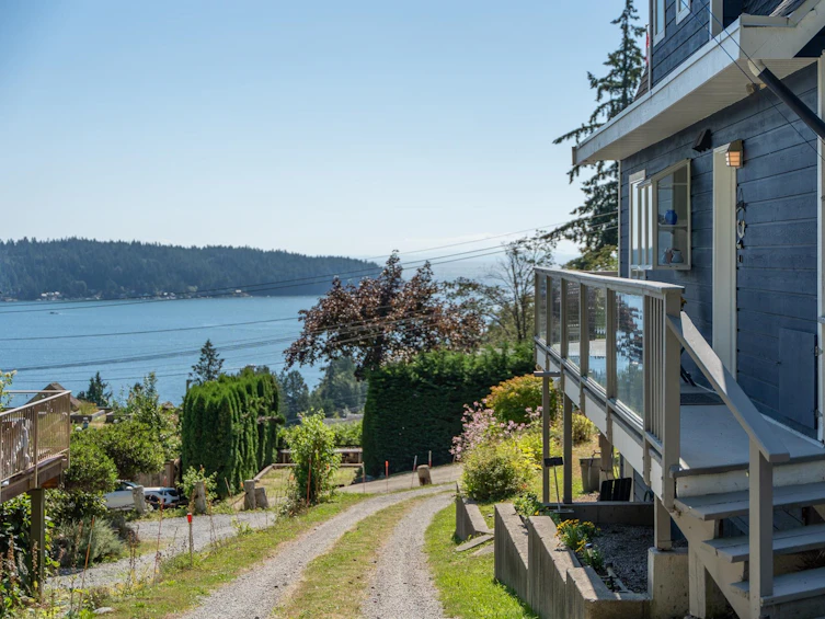 496 Reed Road, Gibsons, BC, V0N 1V1 - 2