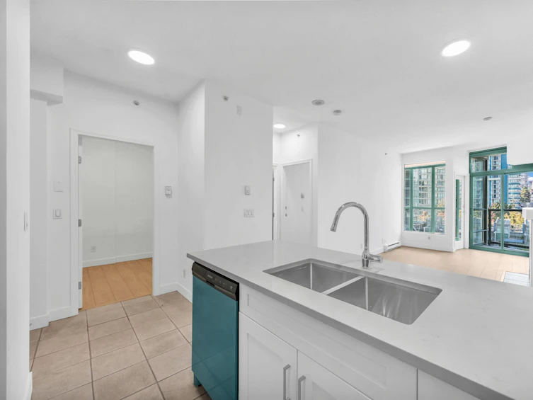 703-1239 West Georgia Street, Vancouver, BC, V6E 4R8 - 11