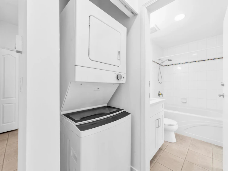 703-1239 West Georgia Street, Vancouver, BC, V6E 4R8 - 17
