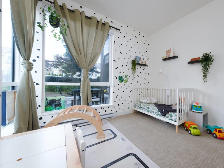 115-7579 16th Street, Burnaby, BC, V3N 0H7 - 16