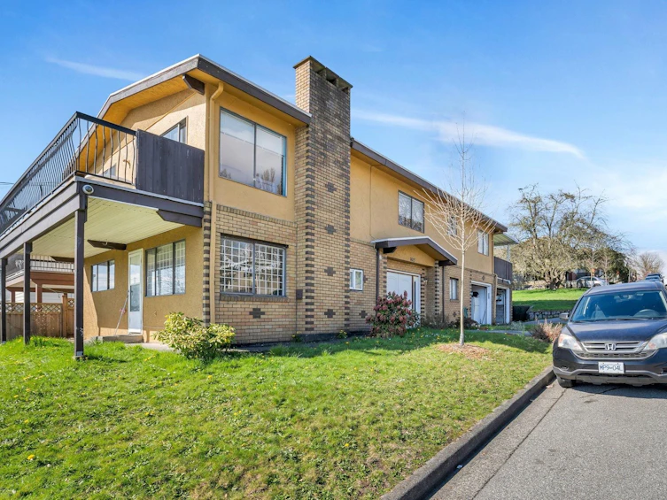7675 Prince Albert Street, Vancouver, BC, V5X 3Z3