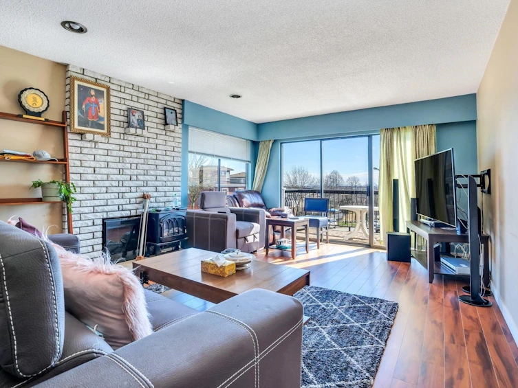 7675 Prince Albert Street, Vancouver, BC, V5X 3Z3 - 2