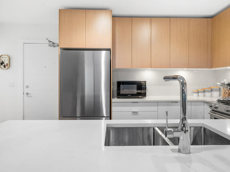 214-108 E 8th Street, North Vancouver, BC, V7L 0H1 - 4