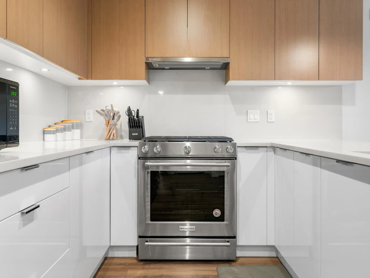 214-108 E 8th Street, North Vancouver, BC, V7L 0H1 - 6
