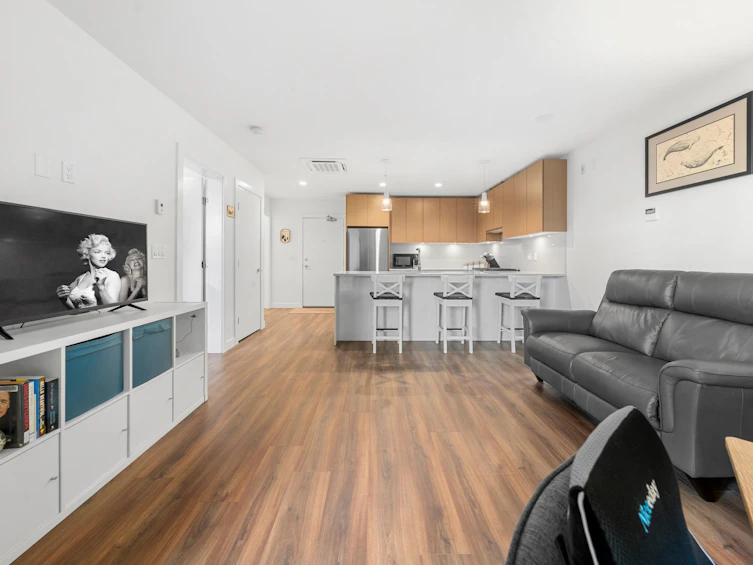 214-108 E 8th Street, North Vancouver, BC, V7L 0H1 - 13