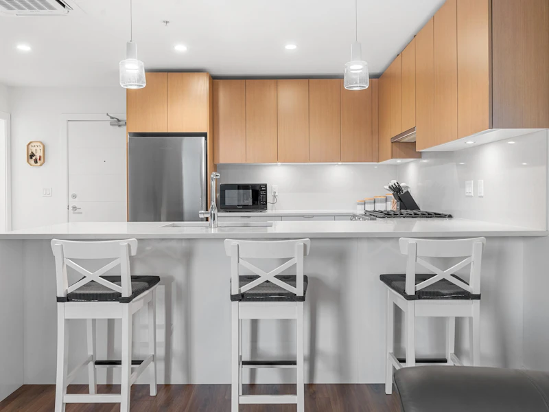 214 - 108 E 8th Street, North Vancouver BC