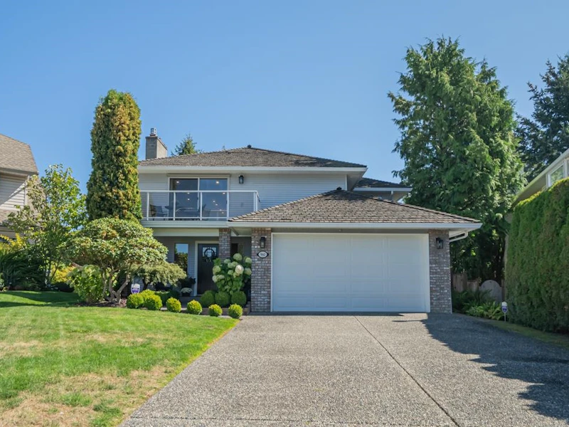 960 160b Street, Surrey BC V4A 9A7
