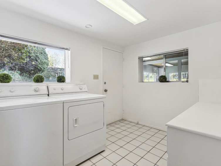3090 Lazy A Street, Coquitlam, BC, V3C 3N9 - 26