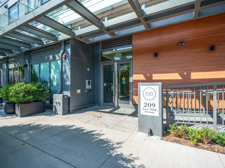 103-209 E 20th Avenue, Vancouver, BC, V5V 1M2 - 3