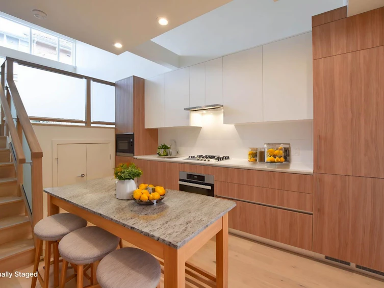 103-209 E 20th Avenue, Vancouver, BC, V5V 1M2 - 10