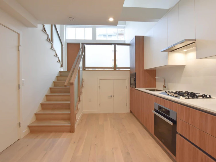103-209 E 20th Avenue, Vancouver, BC, V5V 1M2 - 13