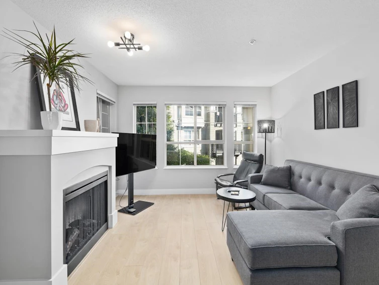 209-2958 Silver Springs Boulevard, Coquitlam, BC, V3E 3R9 - 3