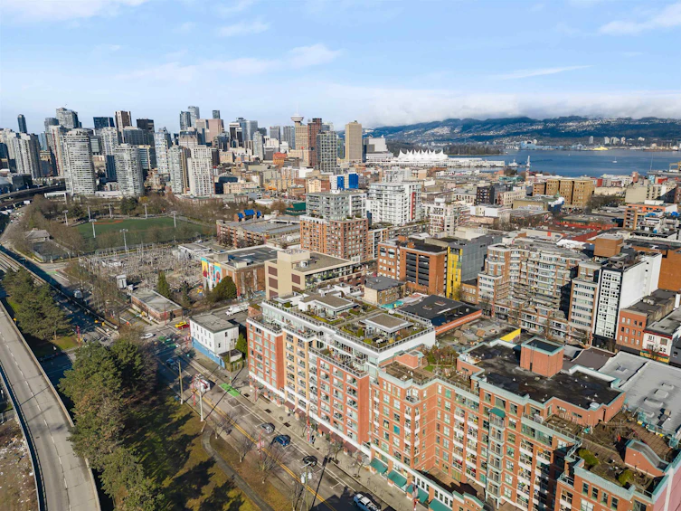 611-221 Union Street, Vancouver, BC, V6A 0B4 - 20