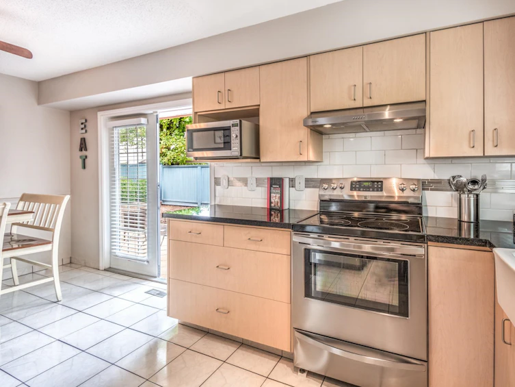1234 River Drive, Coquitlam, BC, V3E 1N6 - 9