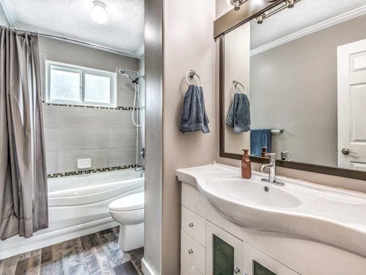1234 River Drive, Coquitlam, BC, V3E 1N6 - 19