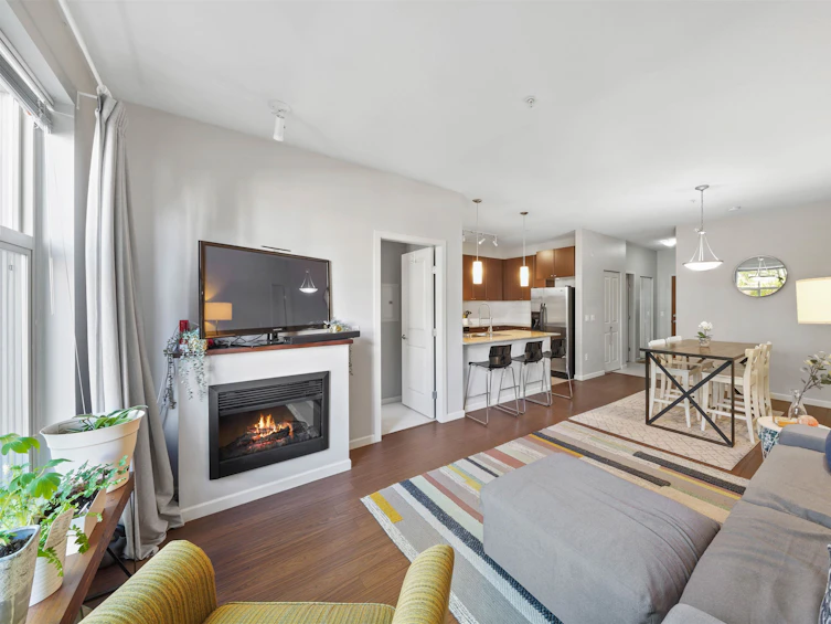 209-2477 Kelly Avenue, Port Coquitlam, BC, V3C 0B3 - 5