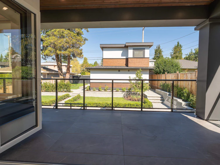 1925 W 61st Avenue, Vancouver, BC, V6P 2C6 - 12