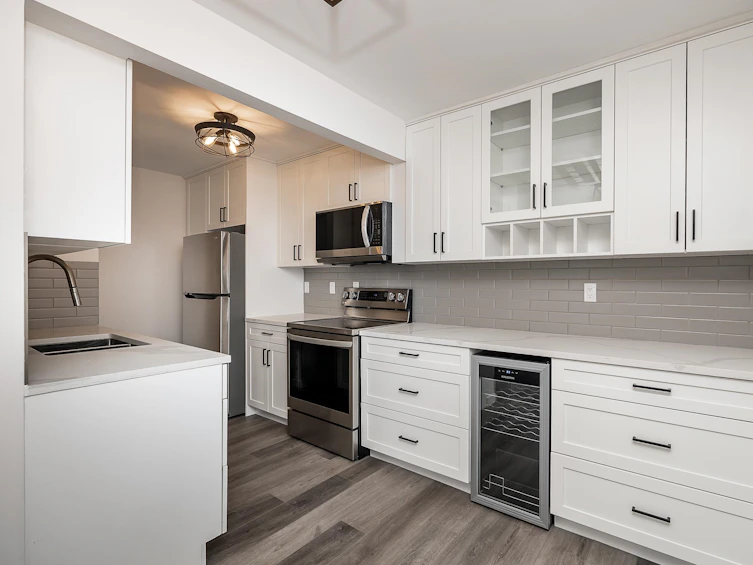 202-2245 Wilson Avenue, Port Coquitlam, BC, V3C 1Z4 - 2