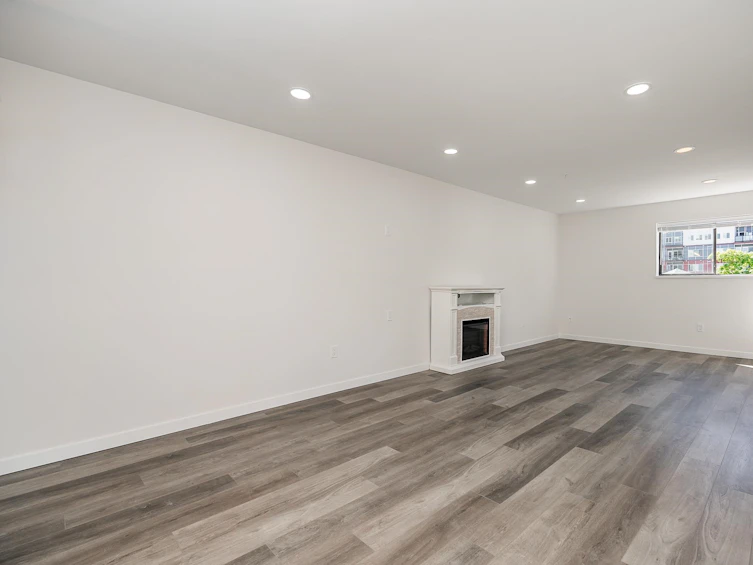 202-2245 Wilson Avenue, Port Coquitlam, BC, V3C 1Z4 - 11