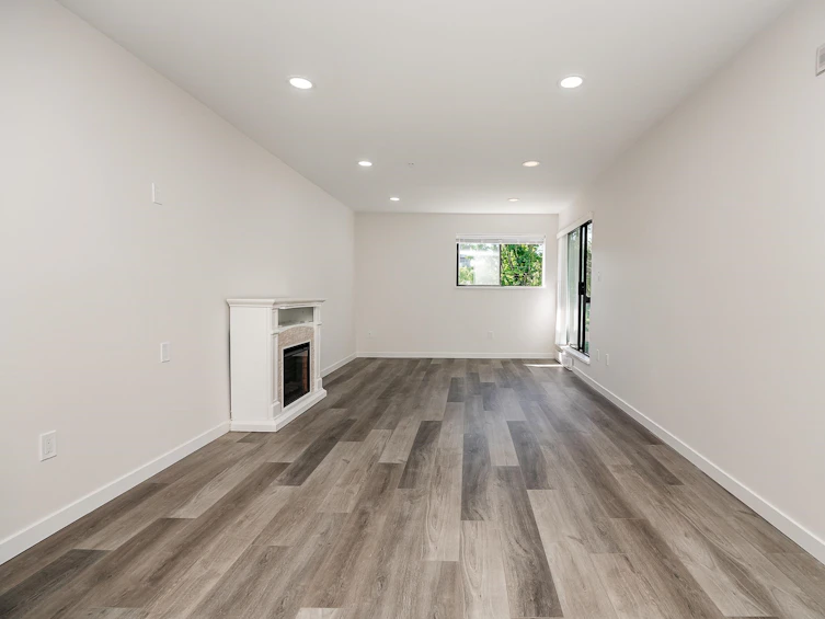 202-2245 Wilson Avenue, Port Coquitlam, BC, V3C 1Z4 - 12