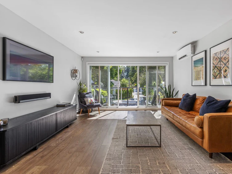 2015 Philip Avenue, North Vancouver, BC, V7P 2W5 - 4