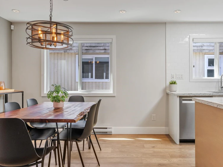 2015 Philip Avenue, North Vancouver, BC, V7P 2W5 - 8