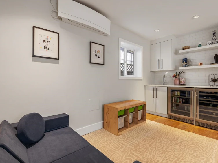 2015 Philip Avenue, North Vancouver, BC, V7P 2W5 - 27