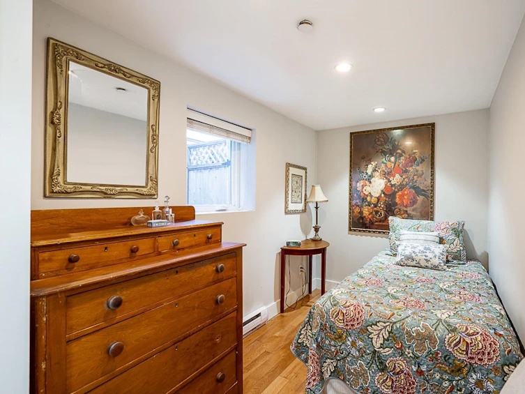 559 West 20th Avenue, Vancouver, BC, V5Z 1X8 - 29