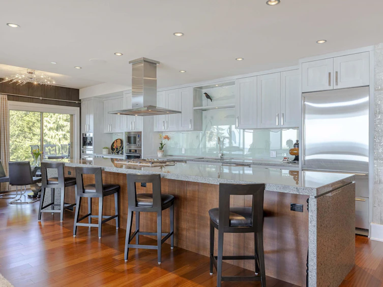 407-2535 Garden Court, West Vancouver, BC, V7S 0A1 - 13