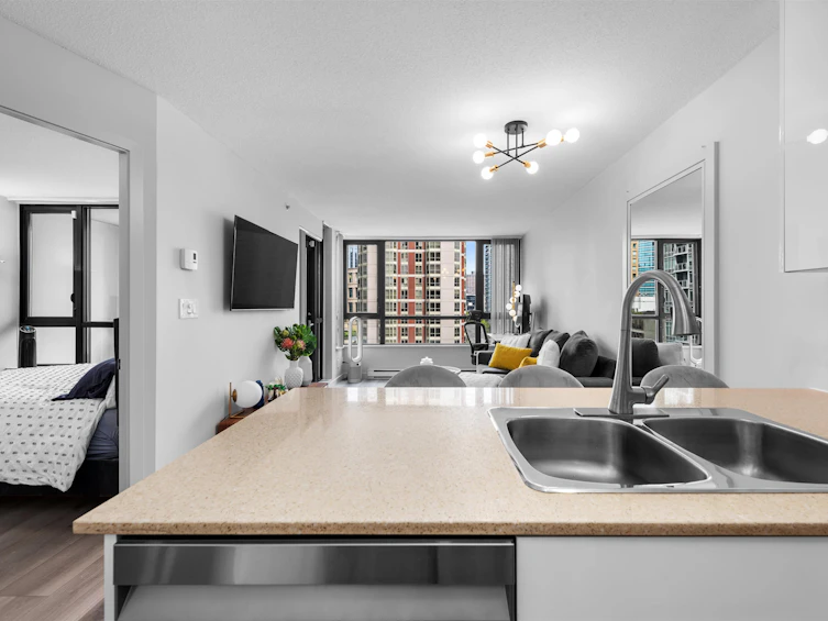 1110-909 Mainland Street, Vancouver, BC, V6B 1S3 - 13
