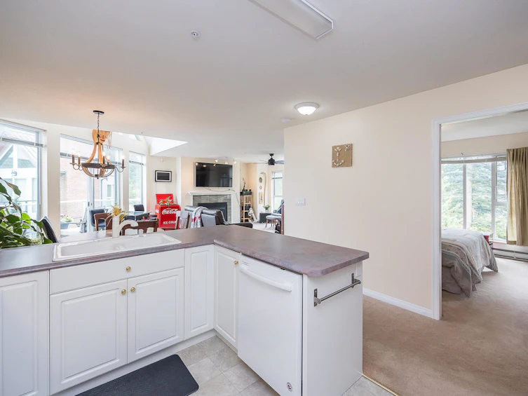 409-328 Esplanade Avenue, Harrison Hot Springs, BC, V0M 1K0 - 6