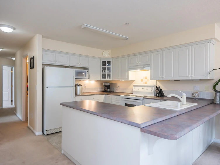 409-328 Esplanade Avenue, Harrison Hot Springs, BC, V0M 1K0 - 8