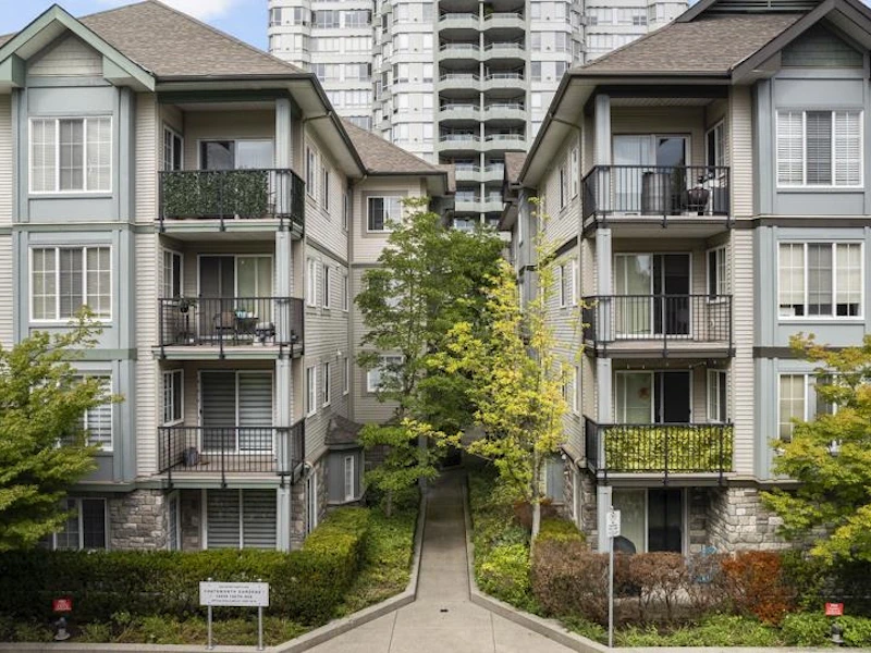 405 - 14859 100th Avenue, Surrey BC V3R 2V5