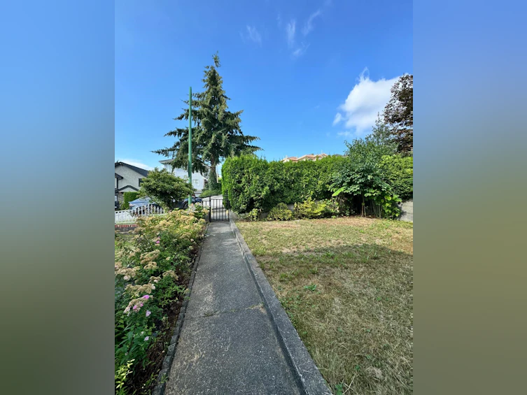 4828 Albert Street, Burnaby, BC, V5C 2H3 - 4