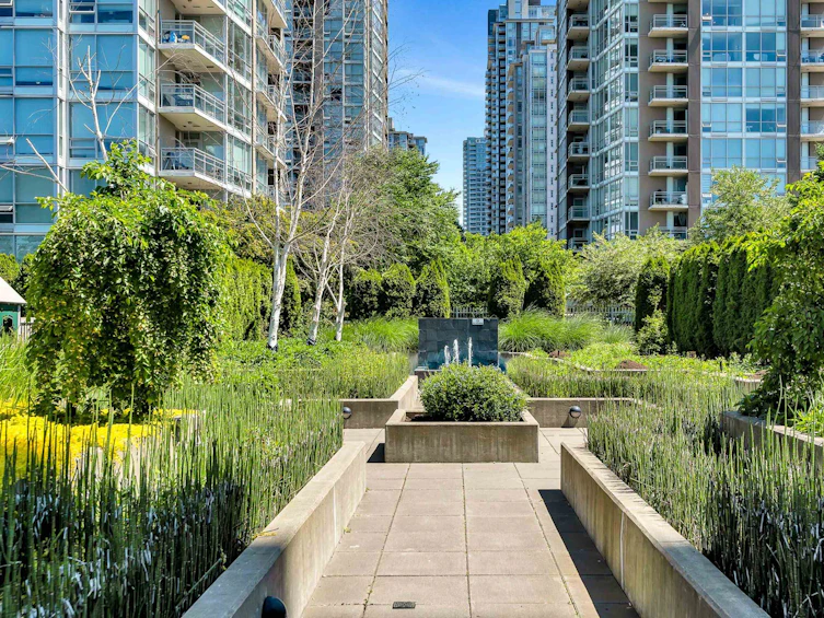 303-2955 Atlantic Avenue, Coquitlam, BC, V3B 0H9 - 32