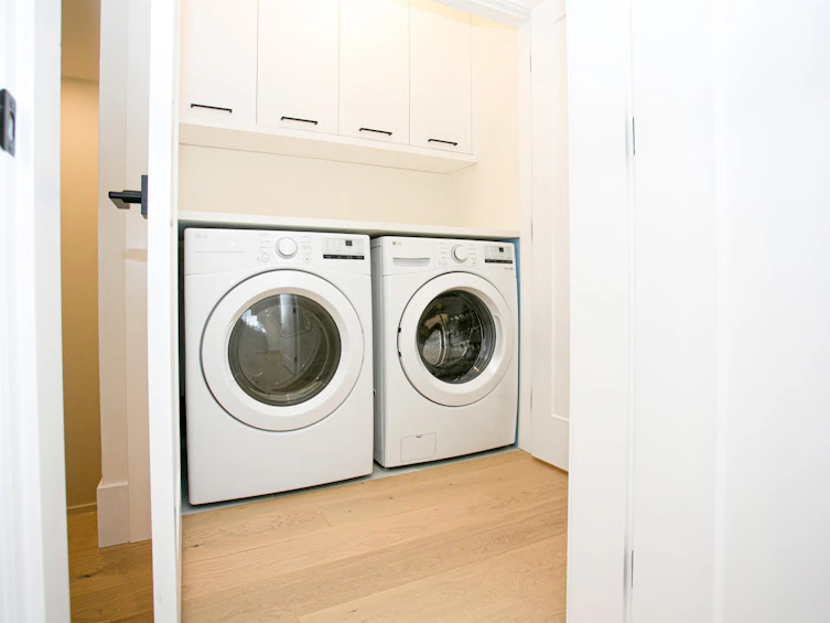 1-3490 Oxford Street, Vancouver, BC, V5K 1N9 - 18
