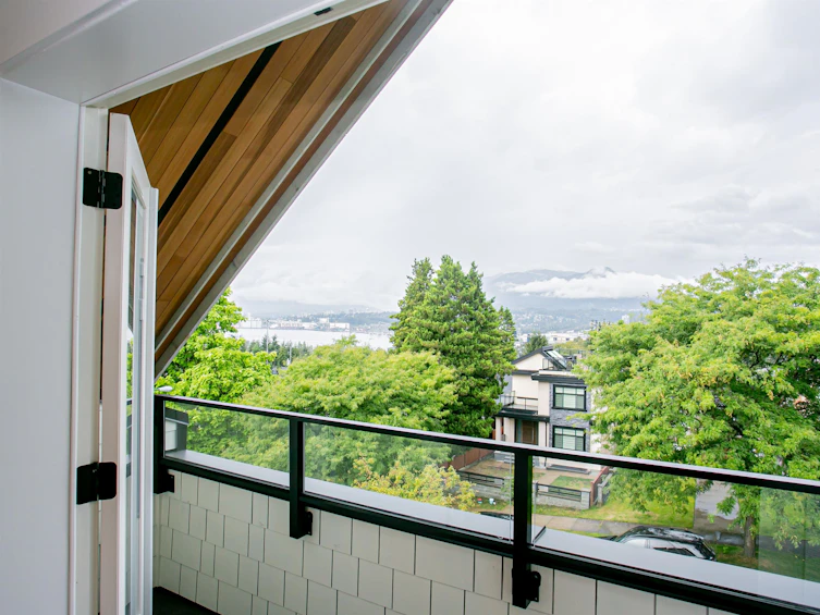 1-3490 Oxford Street, Vancouver, BC, V5K 1N9 - 28