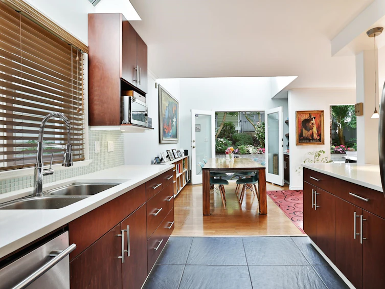 2610 Point Grey Road, Vancouver, BC, V6K 1A5 - 8