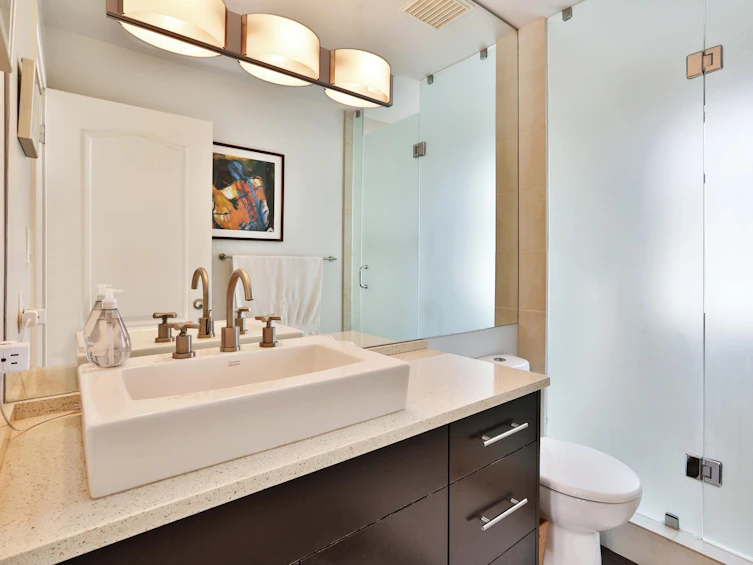 2610 Point Grey Road, Vancouver, BC, V6K 1A5 - 11