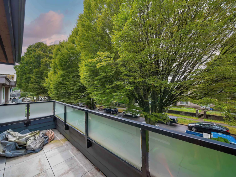 2743 Ward Street, Vancouver, BC, V5R 4S7 - 9